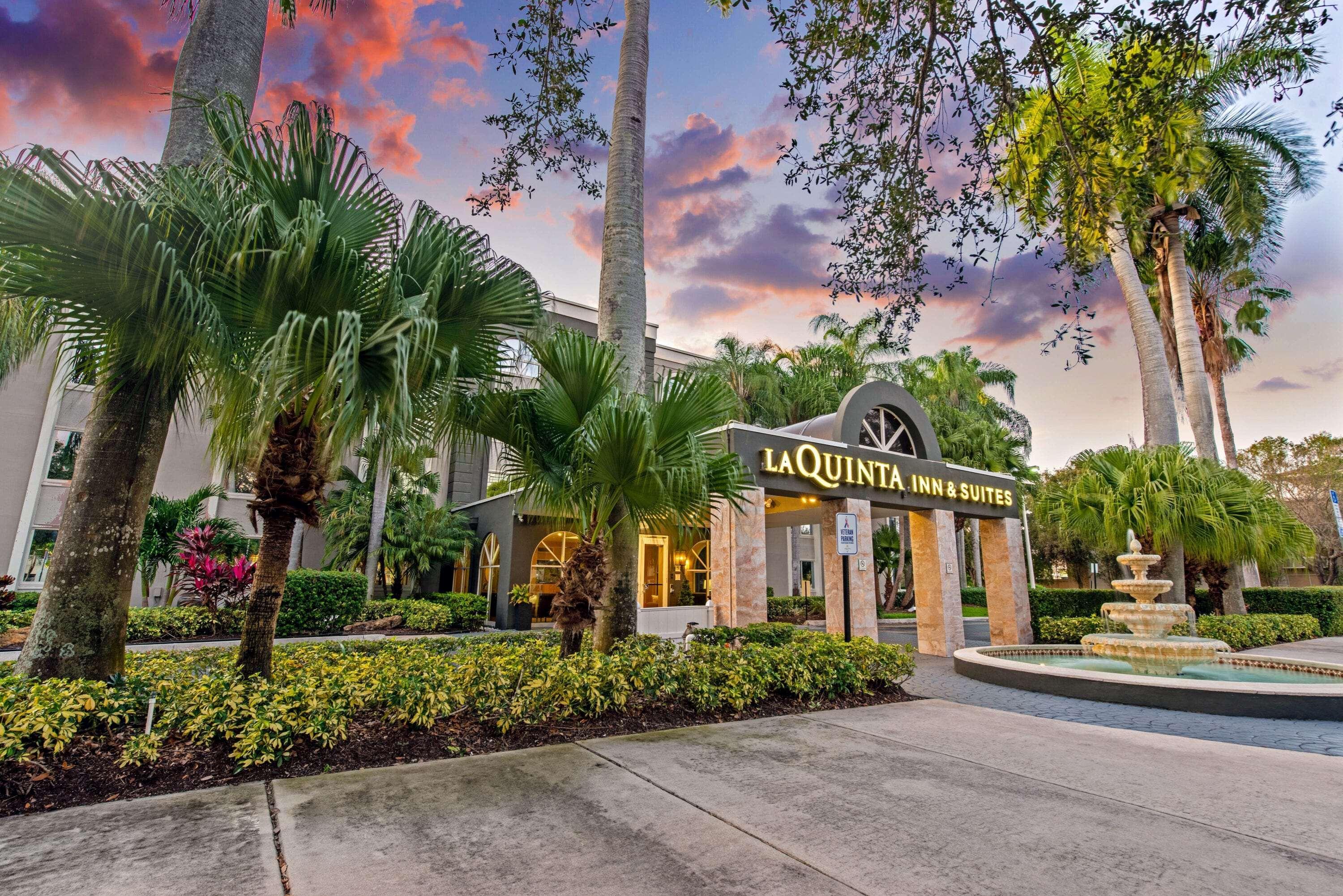 מלון La Quinta By Wyndham Coral Springs South מראה חיצוני תמונה