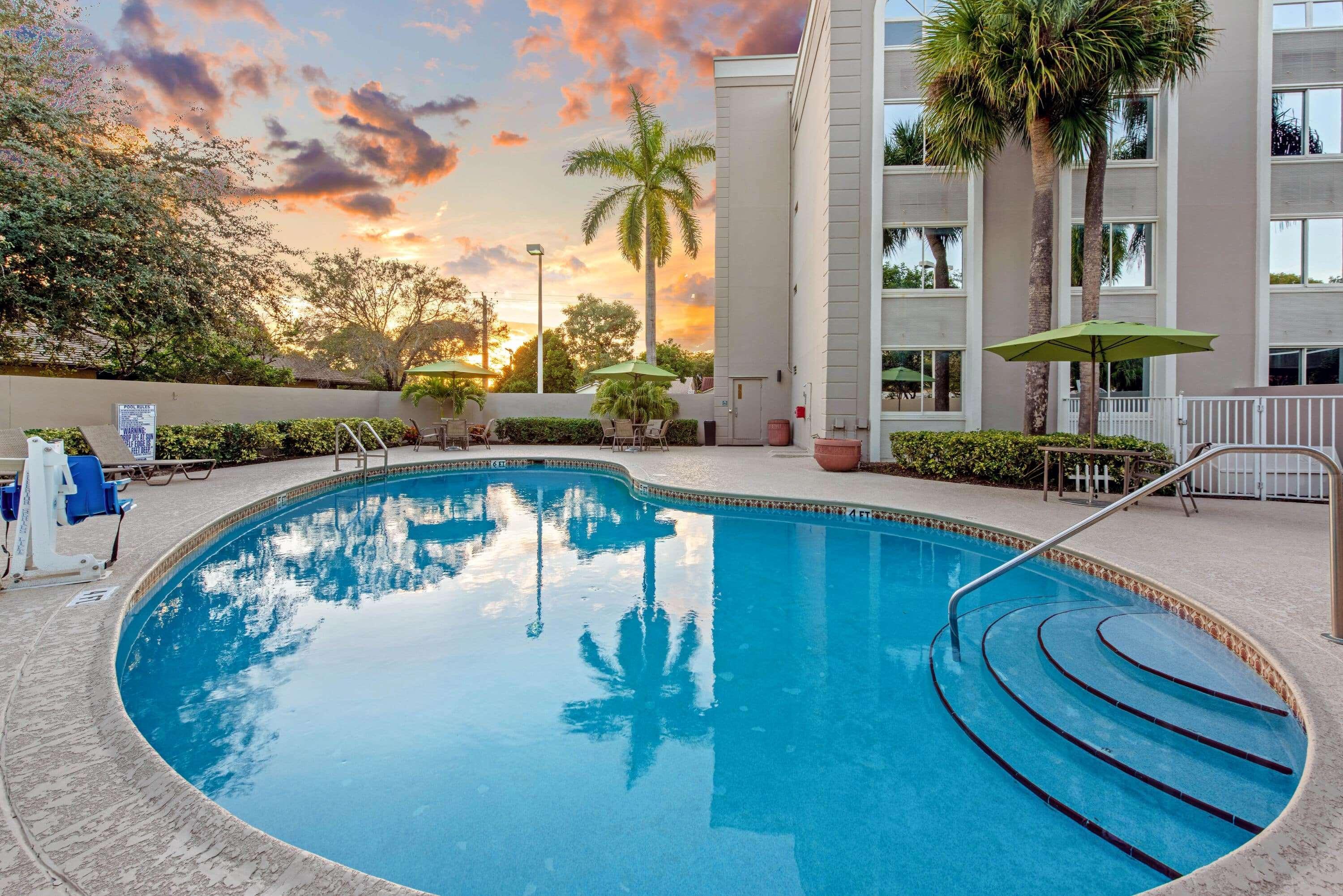 מלון La Quinta By Wyndham Coral Springs South מראה חיצוני תמונה